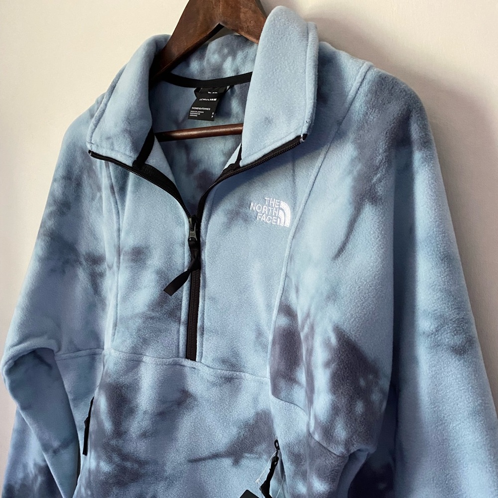 The North Face Women’s Printed Marbled Acid Wash TKA Attitude ¼-Zip Fleece Crop - Picture 6 of 6